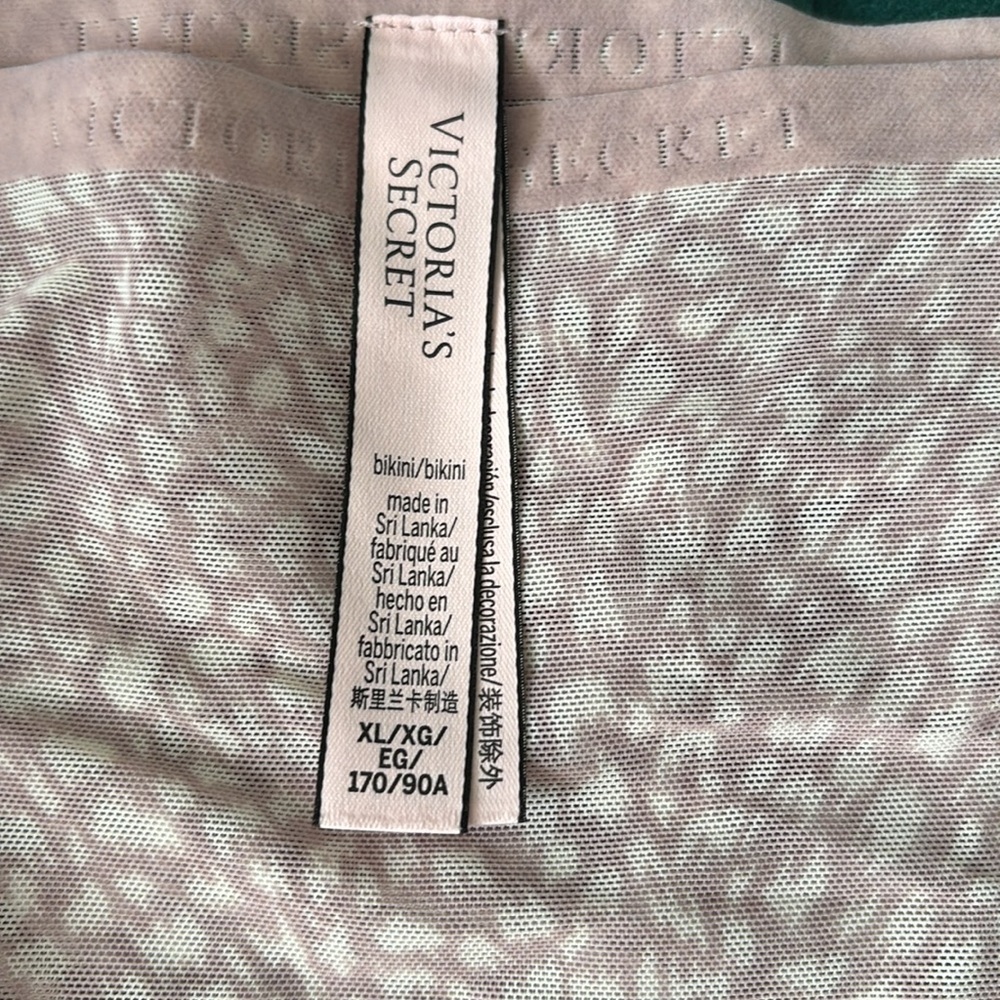 Victoria’s secret bikini panty - Picture 3 of 3